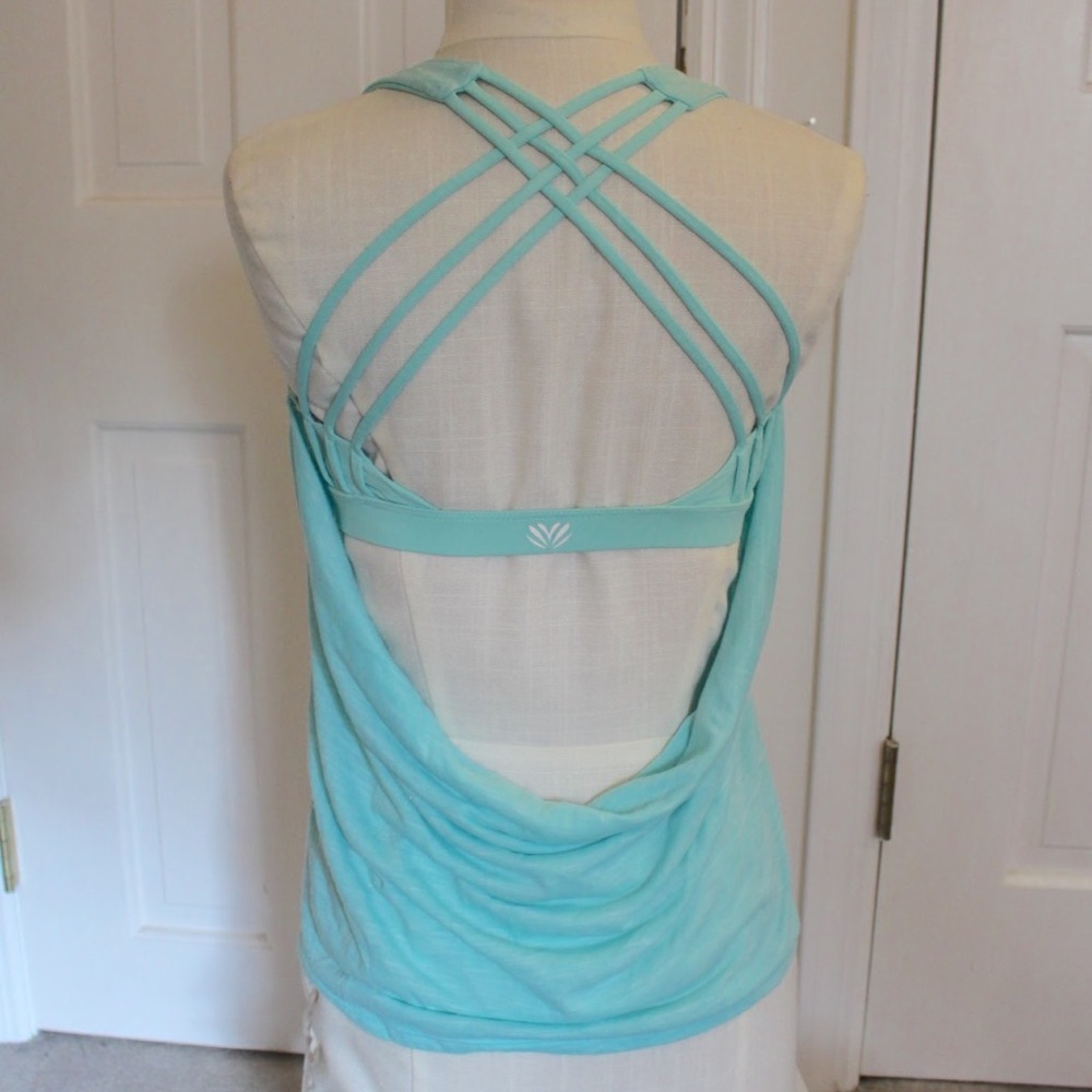 Athletic Tank & Bra Connected w/ Criss-Cross Back